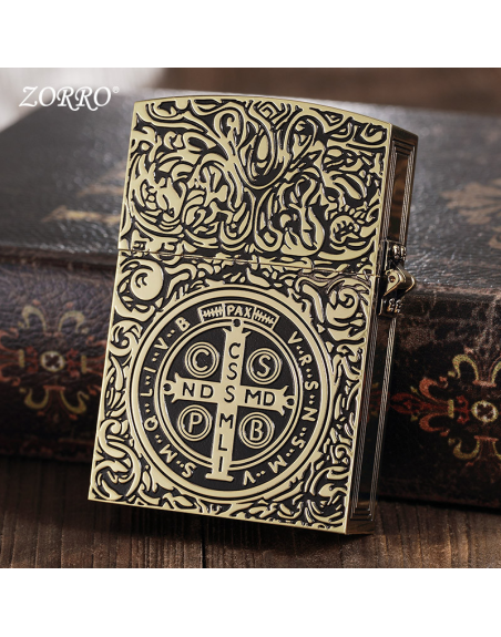 Constantine lighter i King Size filmstørrelse